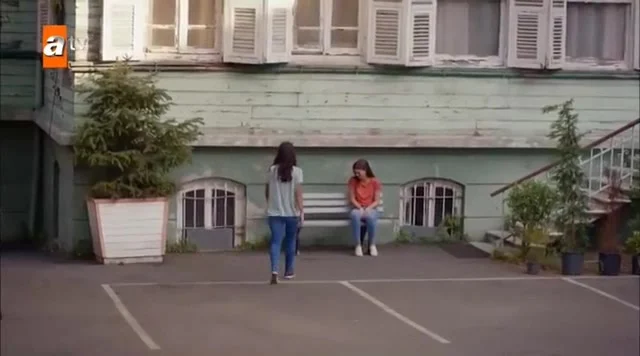 Кадры из сериала Обиженные цветы 3 серия 2 сезон (2015)